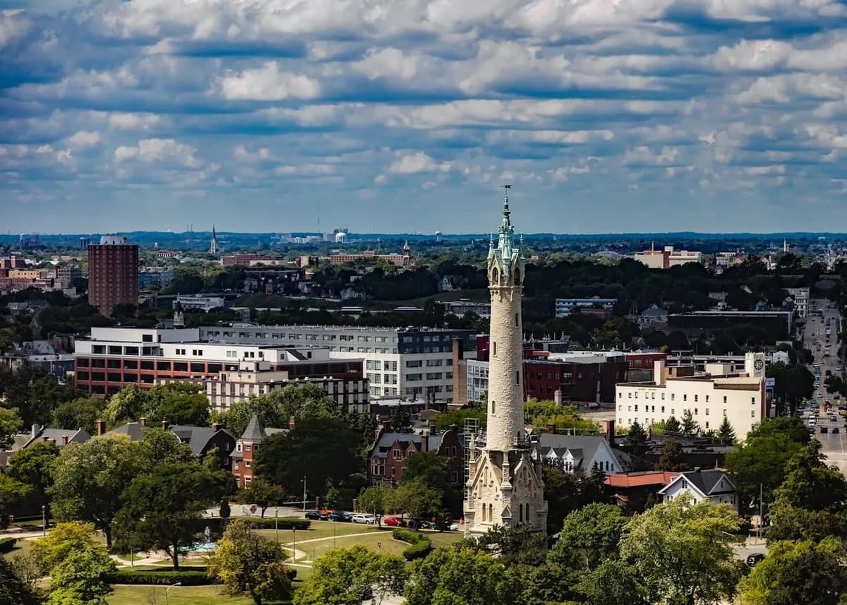 How Milwaukee Sales Tax Affects Online Businesses and How to Prepare